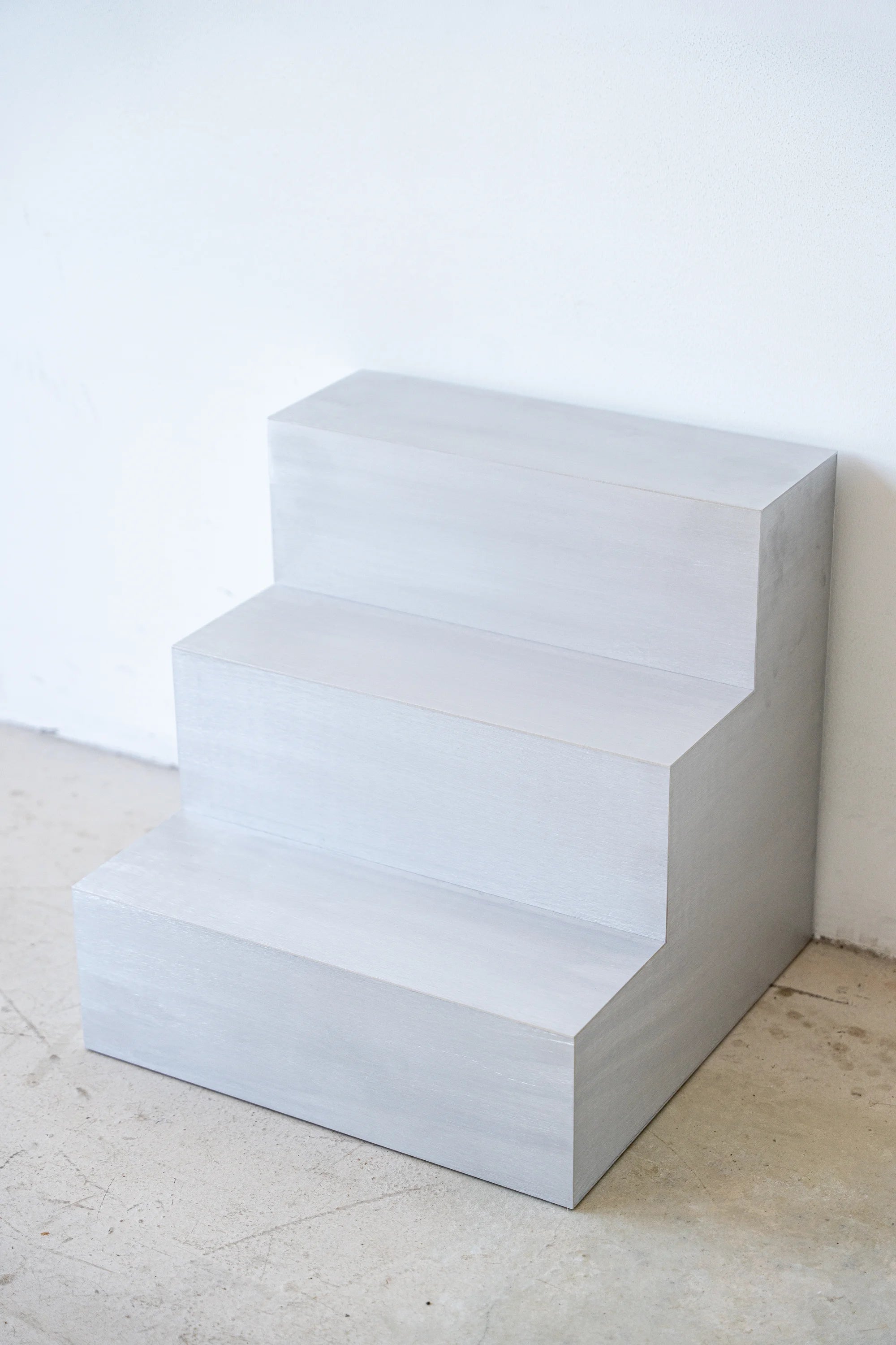 Aluminum Step Shelf