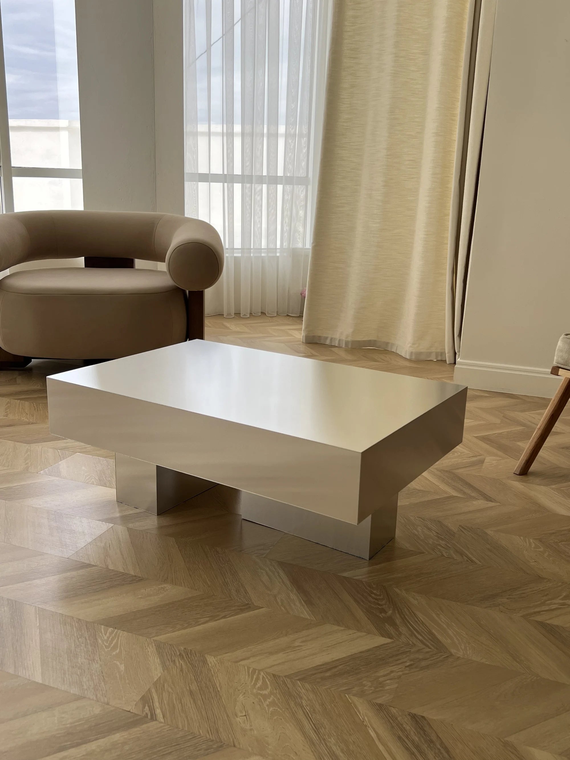 Aluminum Forma Coffee Table
