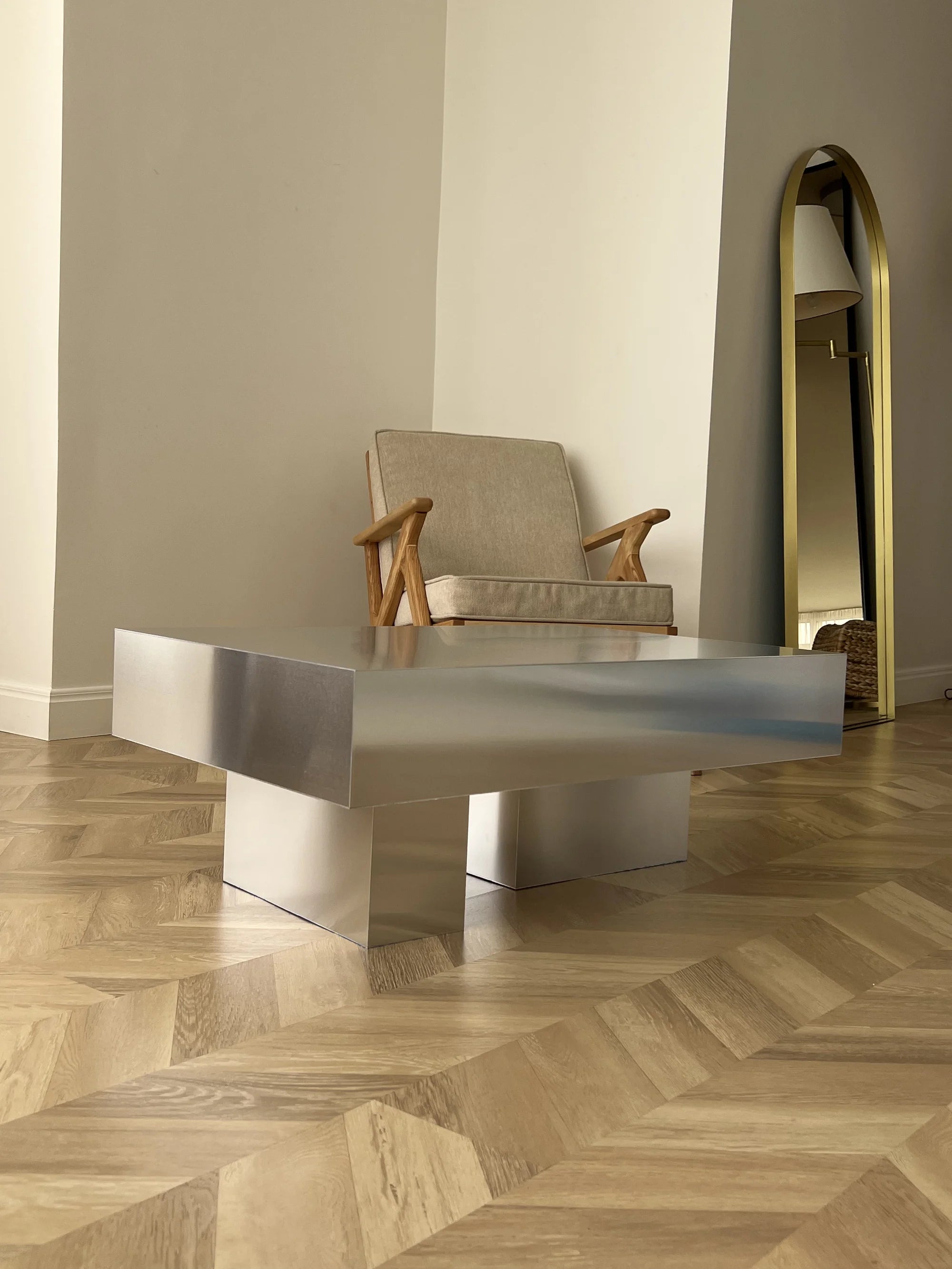 Aluminum Forma Coffee Table