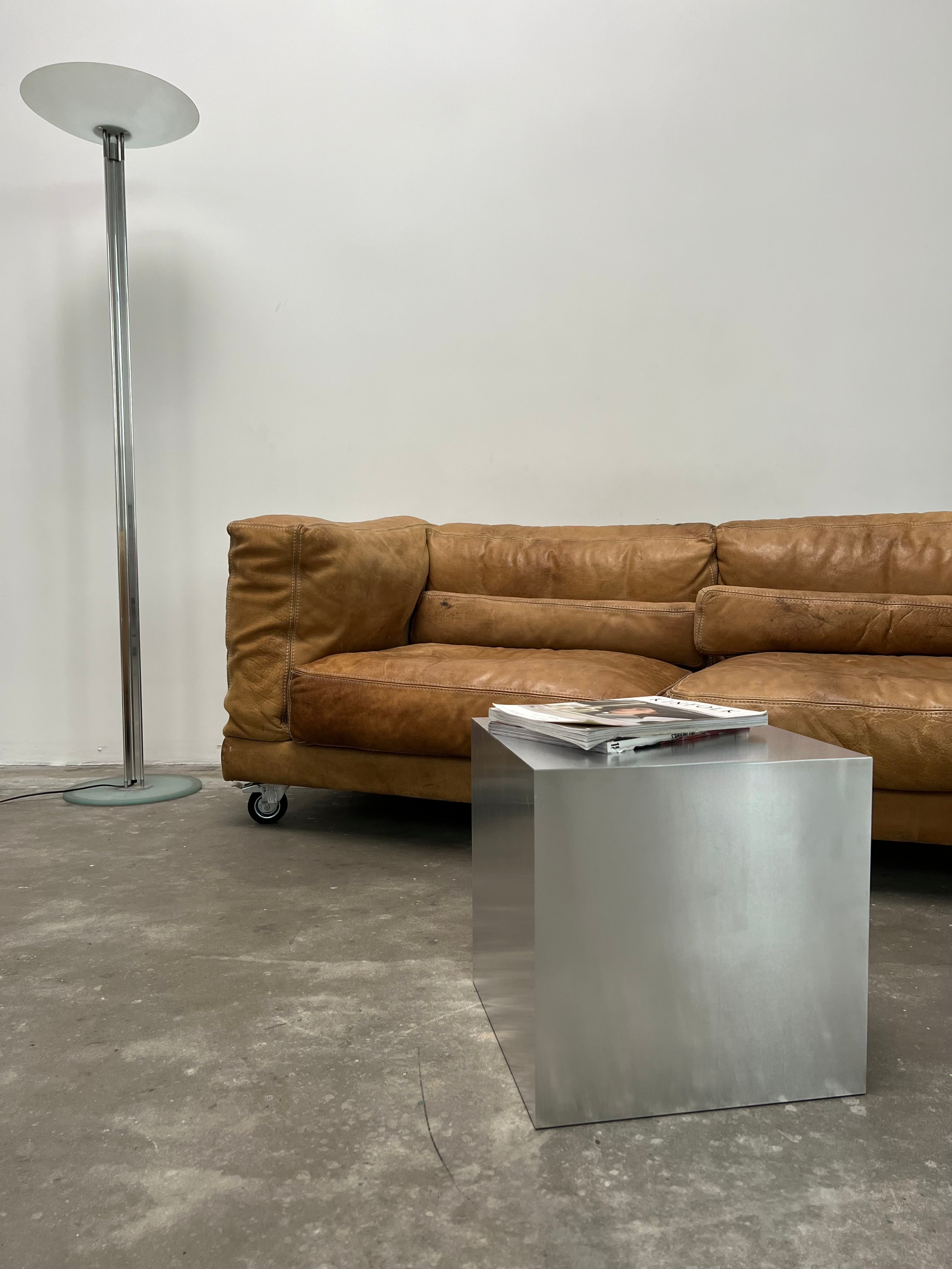 Medium Aluminum Cube Stand