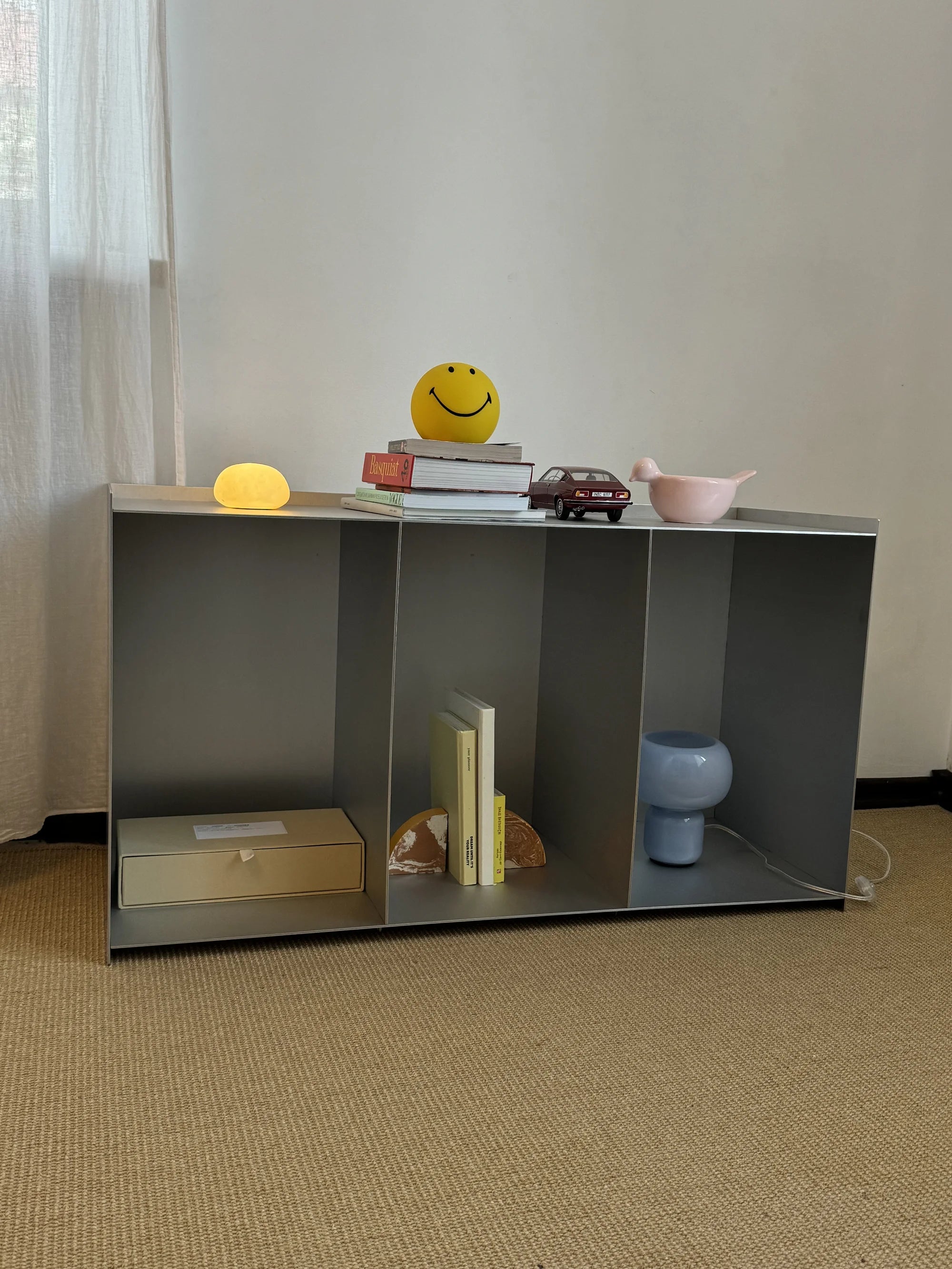 Aluminum Compartments Table