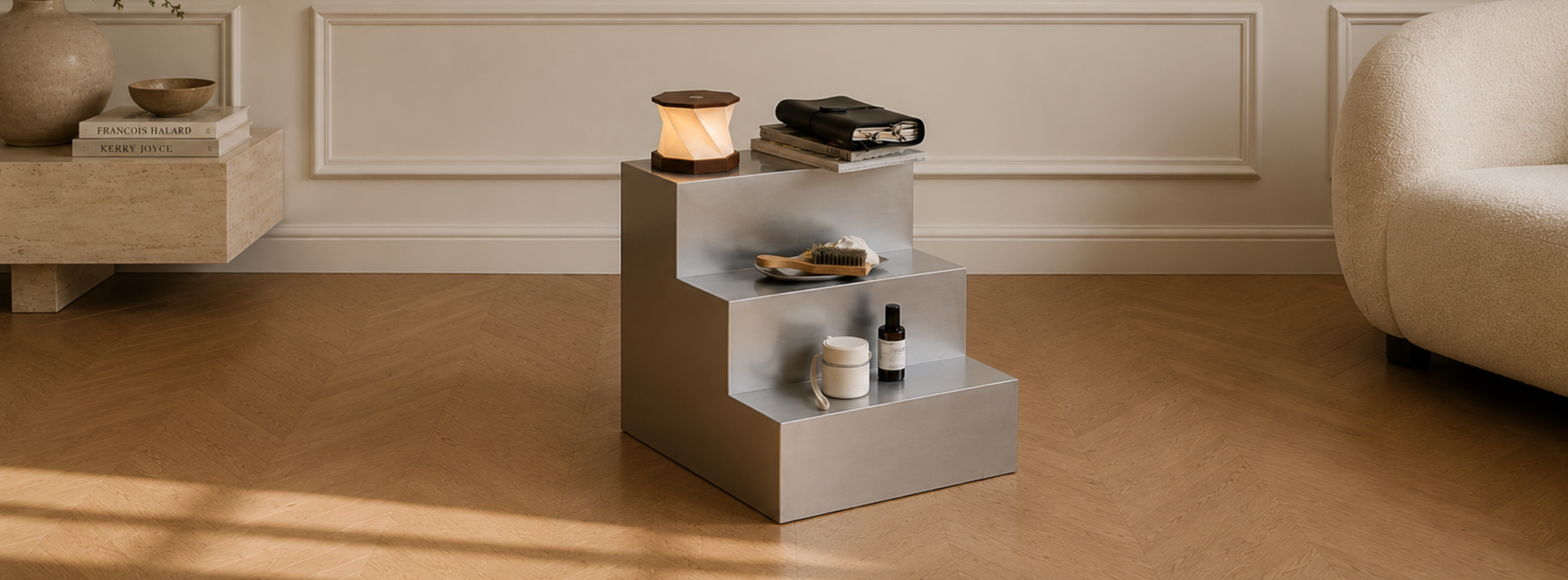 Premium retail display rack from Alumproject for luxury showroom merchandising
