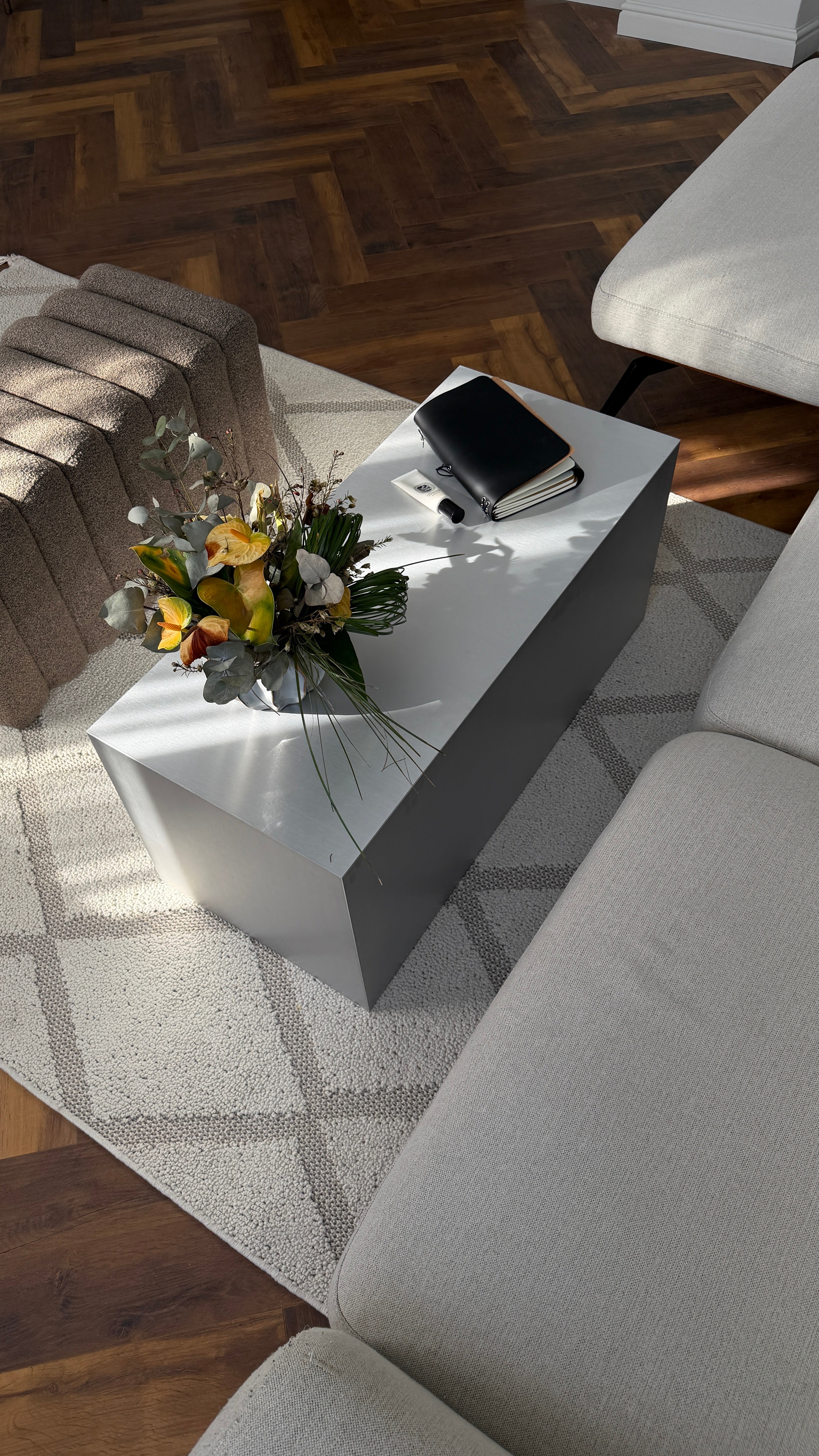 Narrow metal table