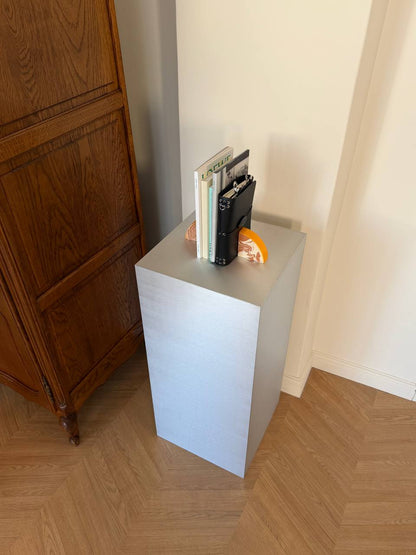 Minimalist Pedestal Stand