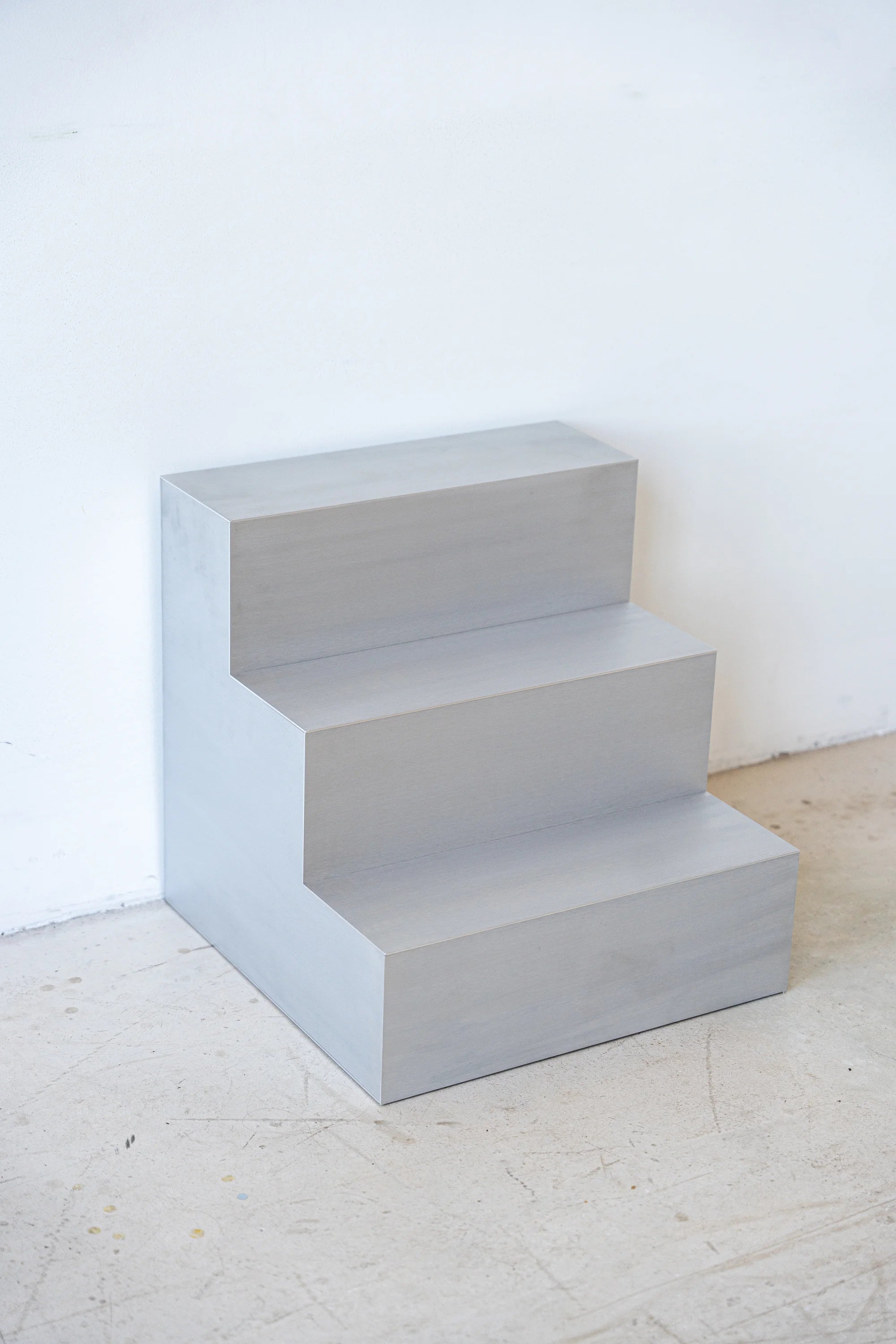 Aluminum Step Shelf