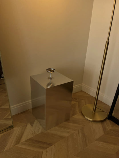 Standard Aluminum Cube Stand