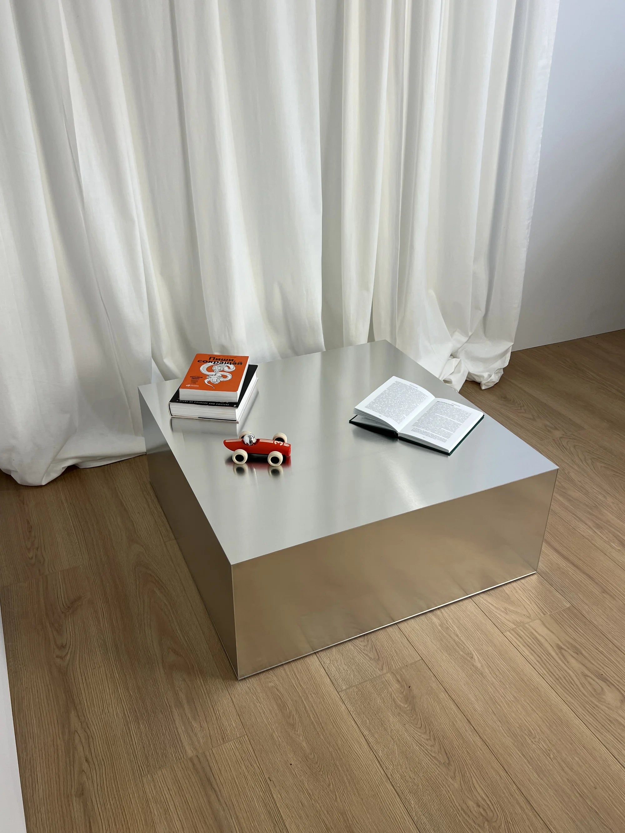 Square Aluminum Flat Table