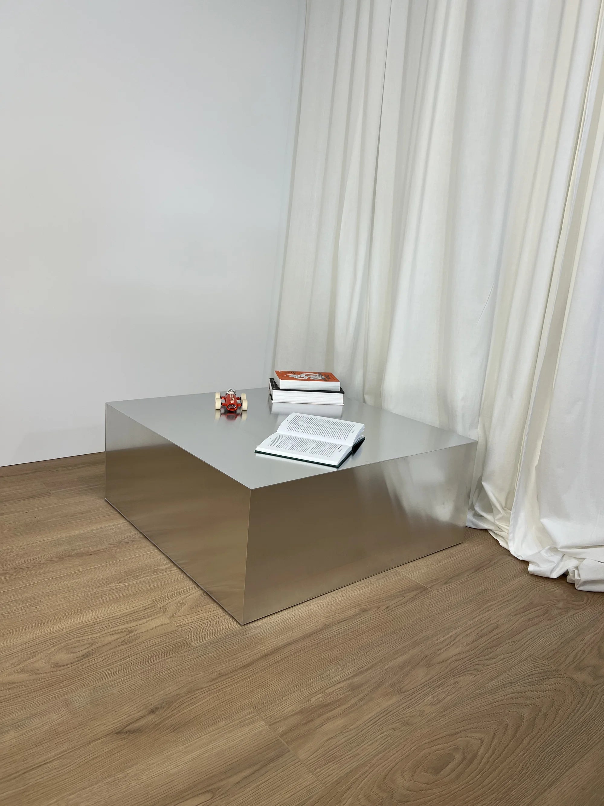 Square Aluminum Flat Table