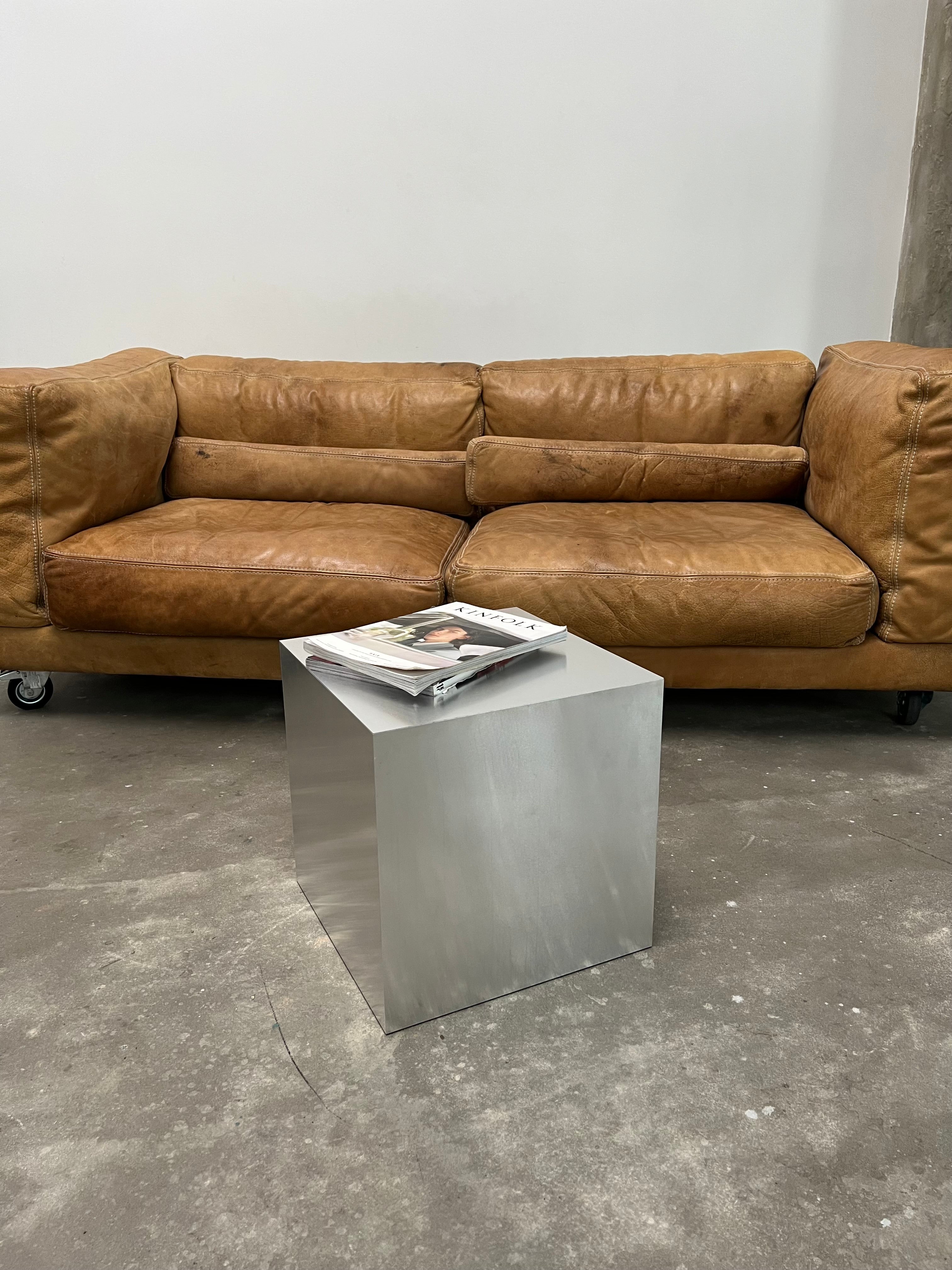 Medium Aluminum Cube Stand